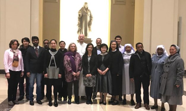 VATICAN — Former à la protection des mineurs: un défi pour l’Église