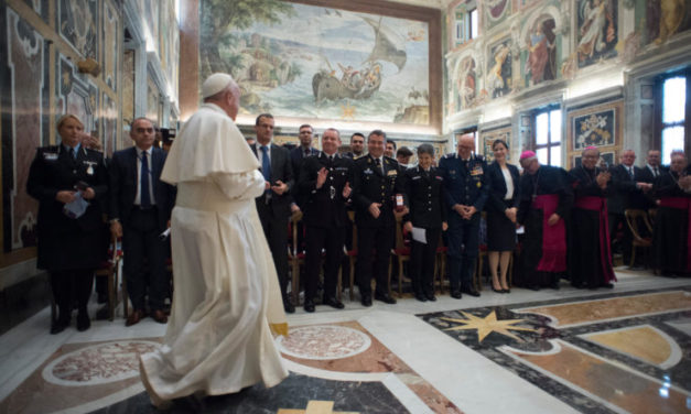 9 Février 2018 : Traite des personnes — Le Pape dénonce des modèles économiques