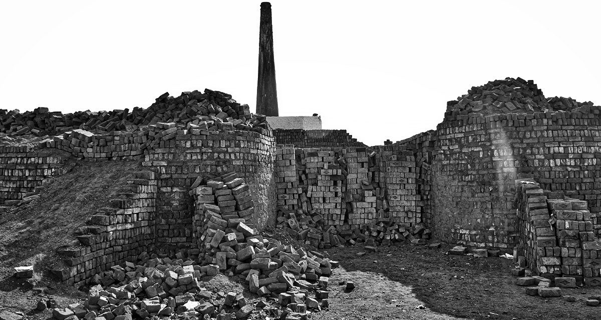 PAKISTAN — SLAVERY — Brick kiln workers and the debt trap